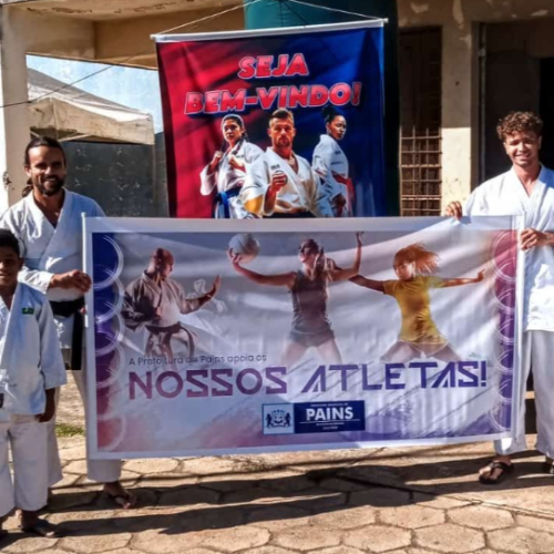 Atletas de Pains se Destacam no 3º Open Regional AKKS de Karatê em Bom Despacho